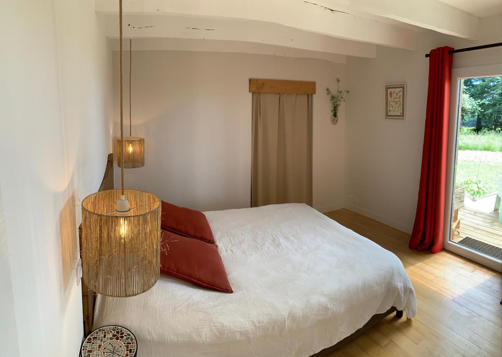 Aux Logis De Fonfroide Chez Mylene & David Bed & Breakfast Marcoles Bagian luar foto
