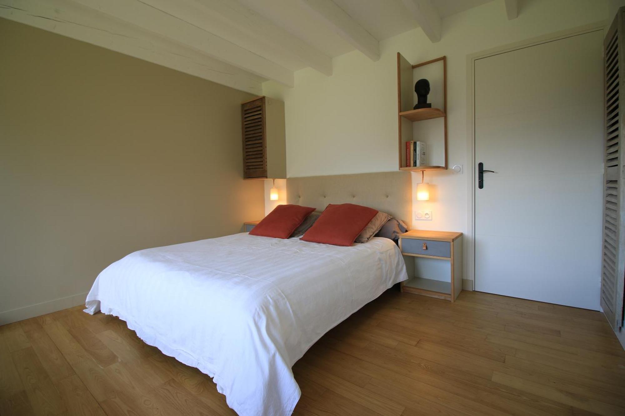 Aux Logis De Fonfroide Chez Mylene & David Bed & Breakfast Marcoles Bagian luar foto