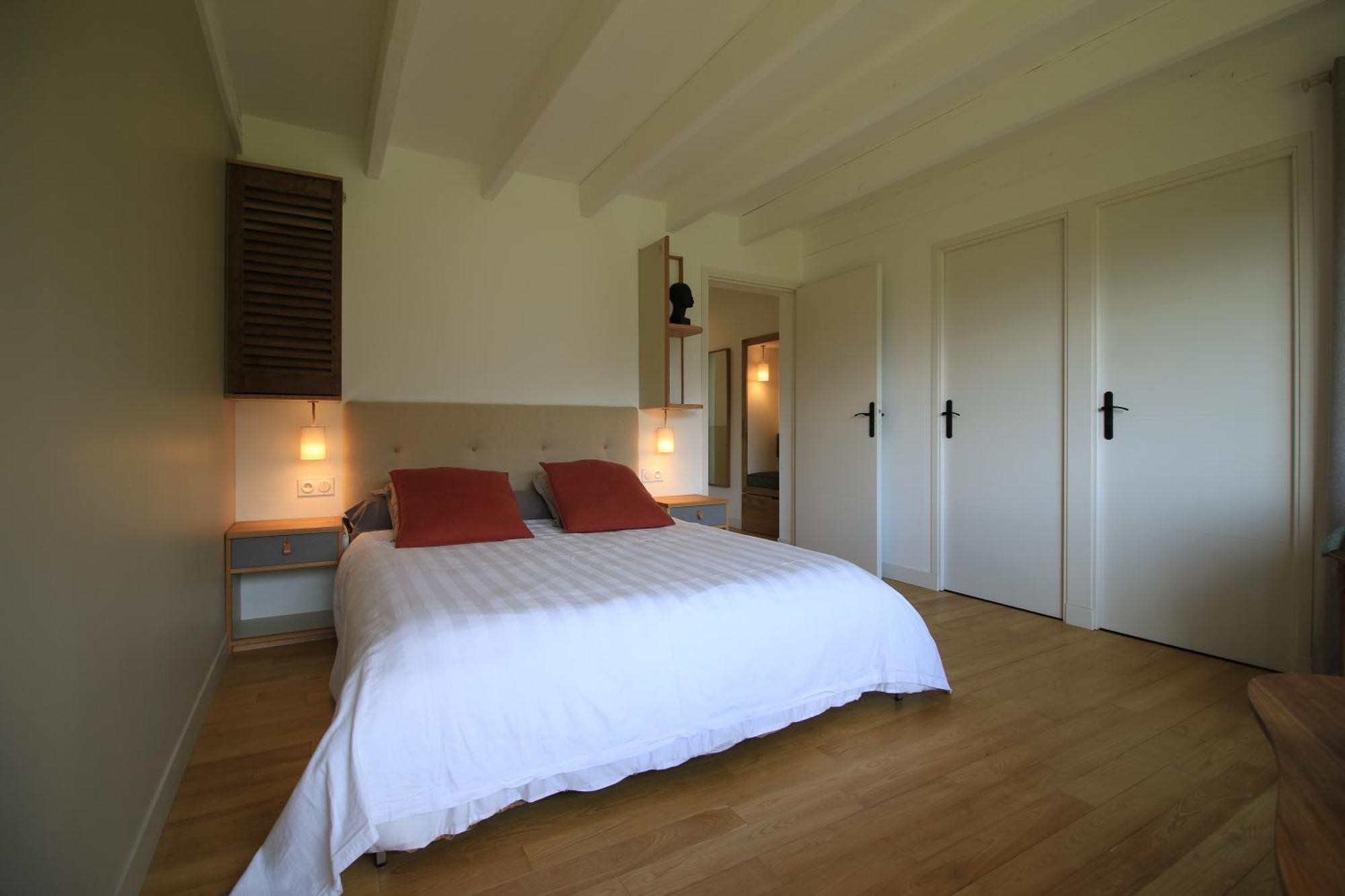 Aux Logis De Fonfroide Chez Mylene & David Bed & Breakfast Marcoles Bagian luar foto