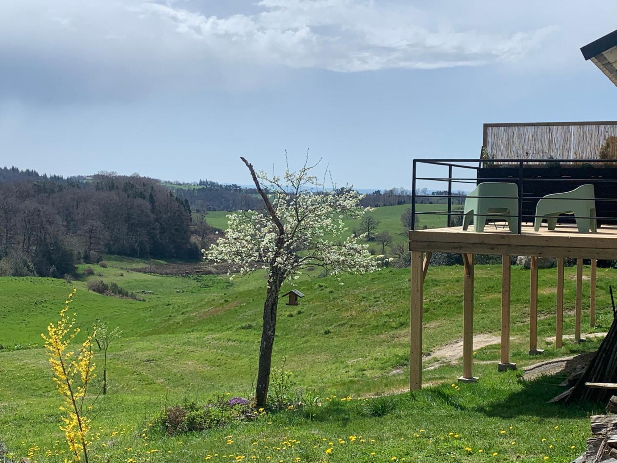 Aux Logis De Fonfroide Chez Mylene & David Bed & Breakfast Marcoles Bagian luar foto